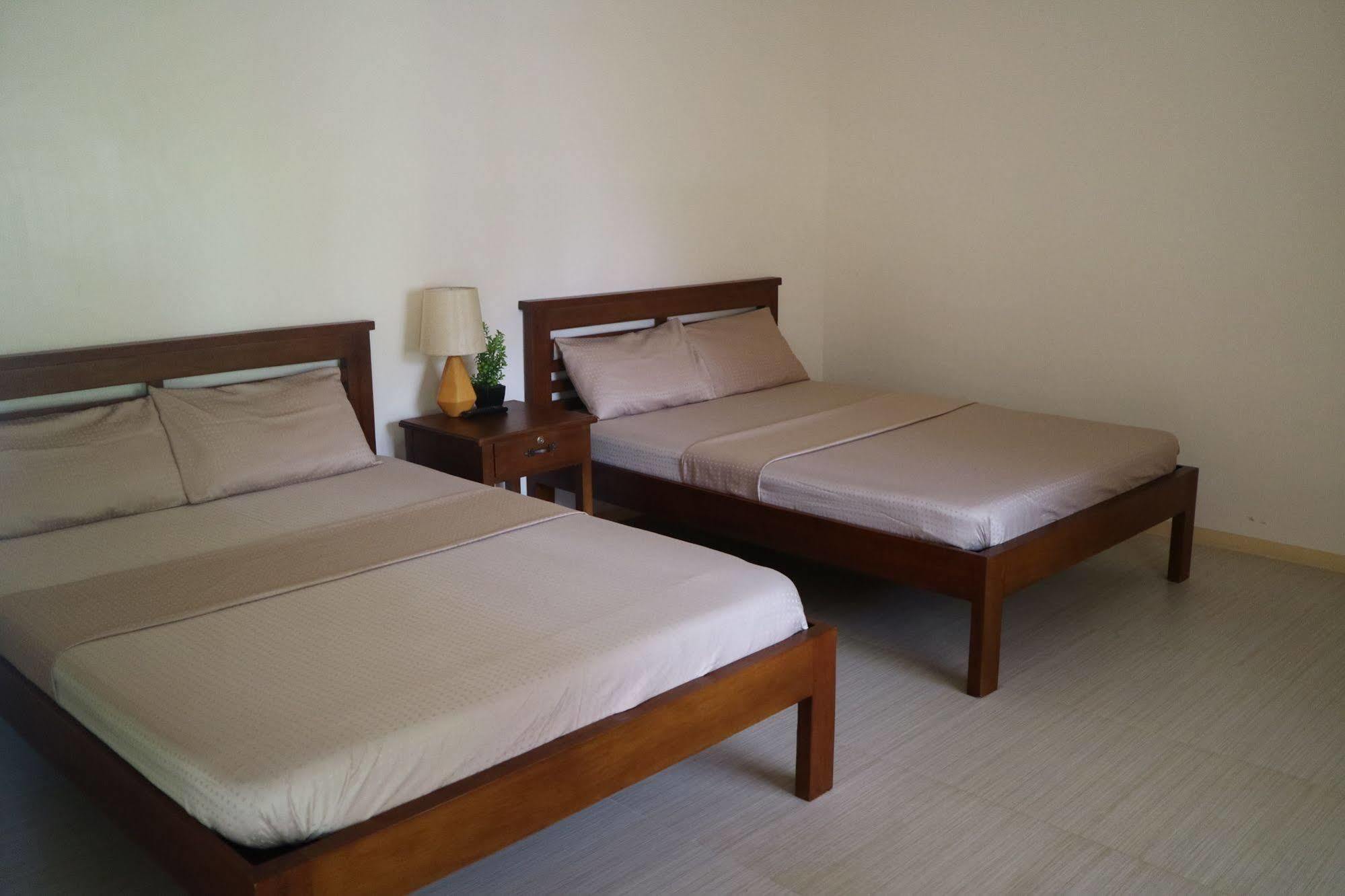 Jannah Glycel Beach House Hotel Guimaras Exterior foto