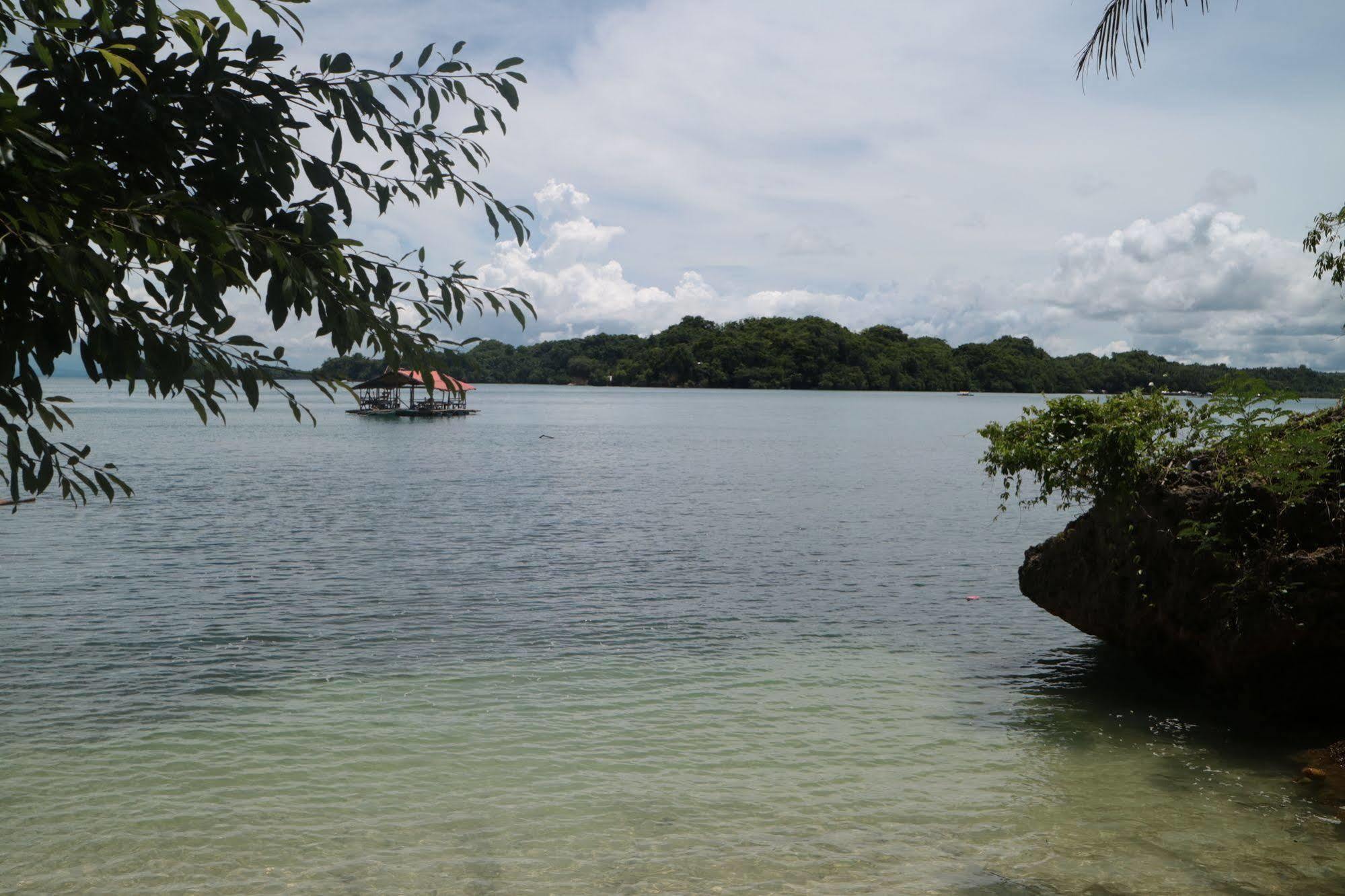 Jannah Glycel Beach House Hotel Guimaras Exterior foto